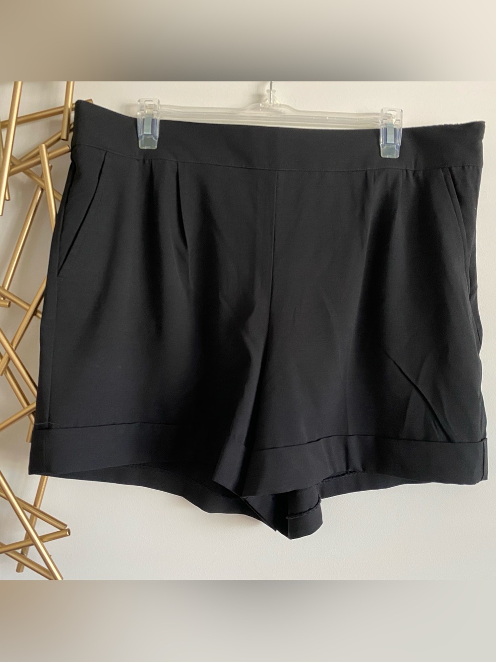 New York & Company Suiting Collection Black Elastic High Waisted Shorts -Size 18